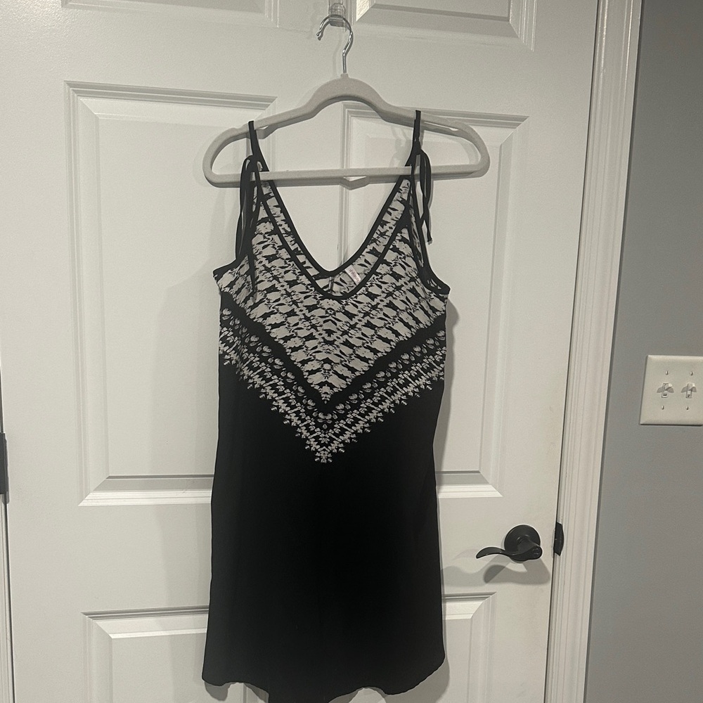 Xhilaration Black and White Lace Camisole